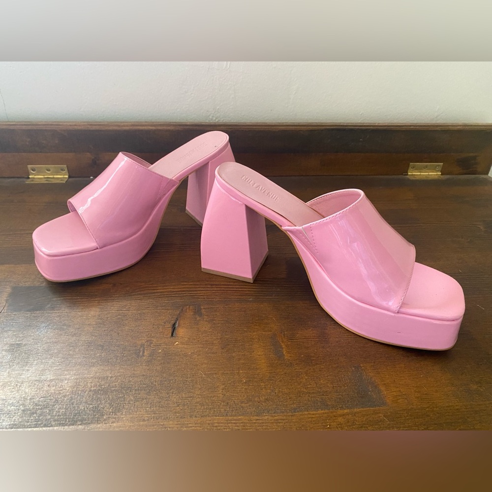 Cult Avenue Block Heel Sandals Baby Pink Patent Vegan Leather Y2K Size 10